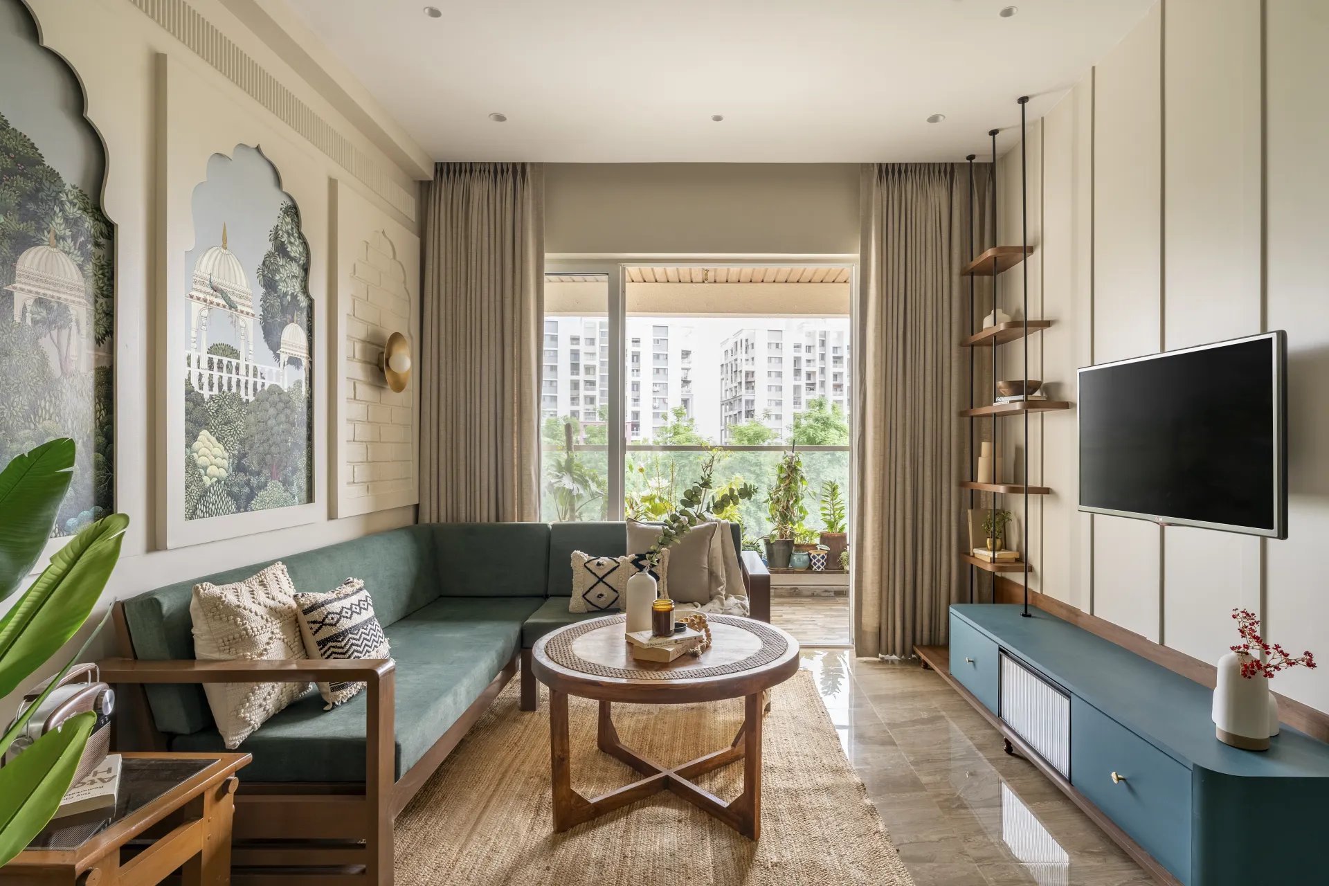 The Earthy Abode - Detail